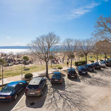 Sandy Beach Apartment Omiš Dış mekan fotoğraf