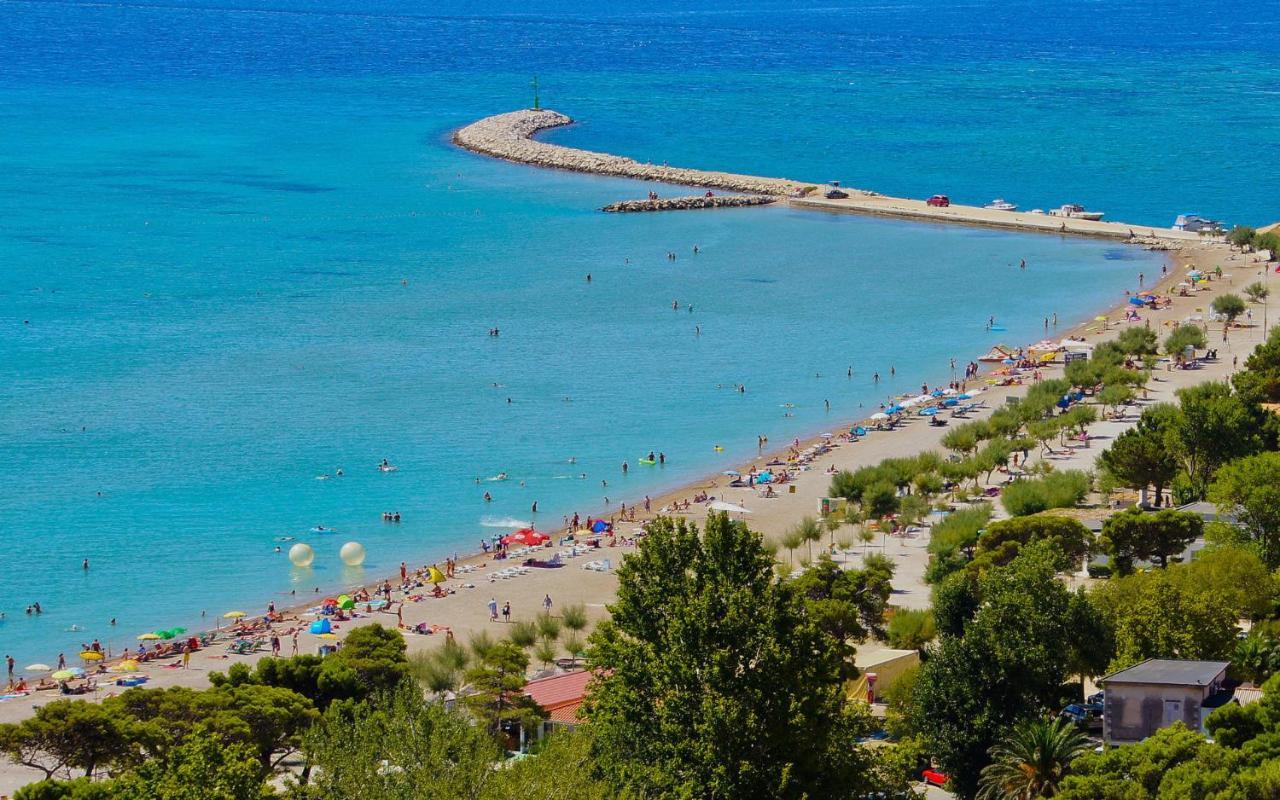 Sandy Beach Apartment Omiš Dış mekan fotoğraf