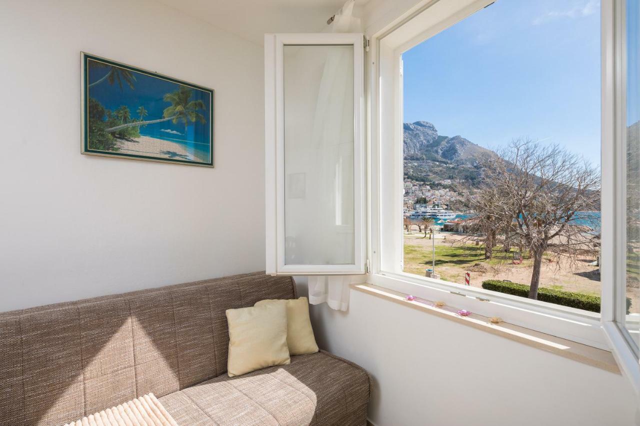 Sandy Beach Apartment Omiš Dış mekan fotoğraf